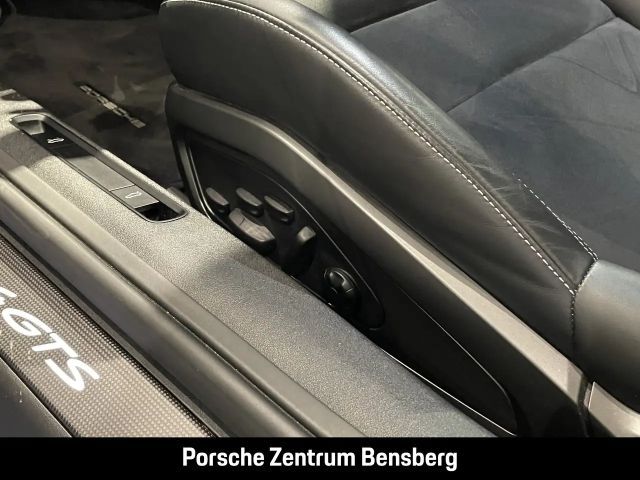 Porsche 992 4 Carrera Coupé GTS