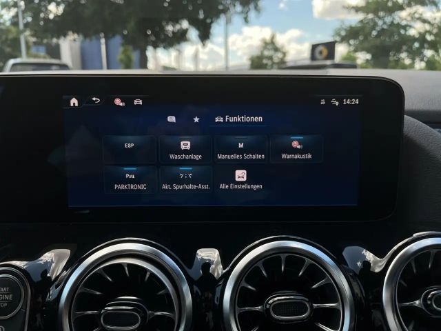 Mercedes-Benz B 200 AMG Line