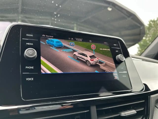 Volkswagen T-Roc 1.5 TSI DSG R-Line Style