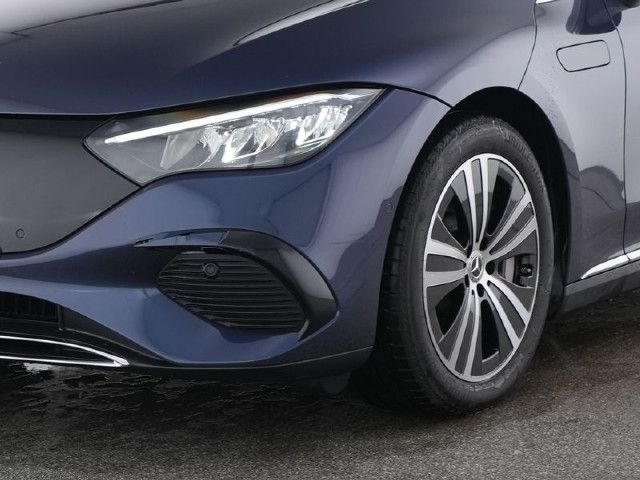 Mercedes-Benz EQE 300 Sedan