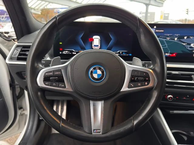 BMW 330 330e M-Sport Touring