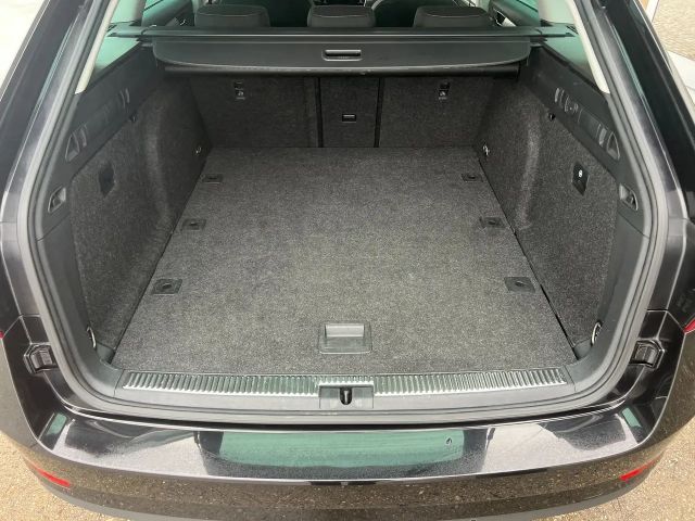 Skoda Superb Ambition Combi