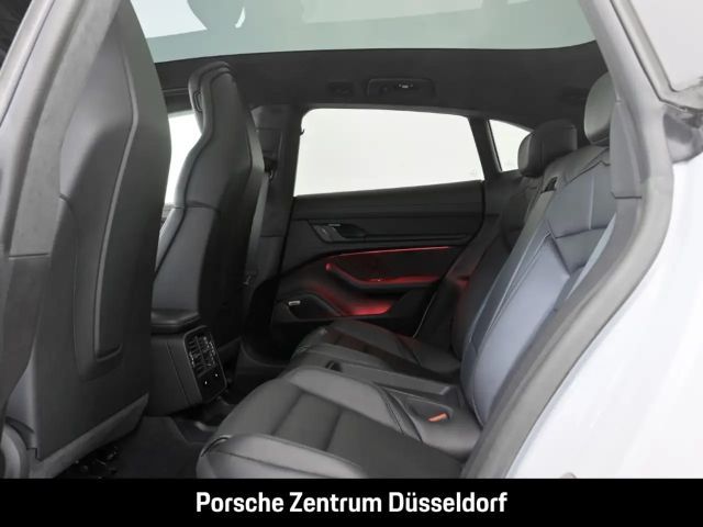 Porsche Taycan Cross Turismo Turbo