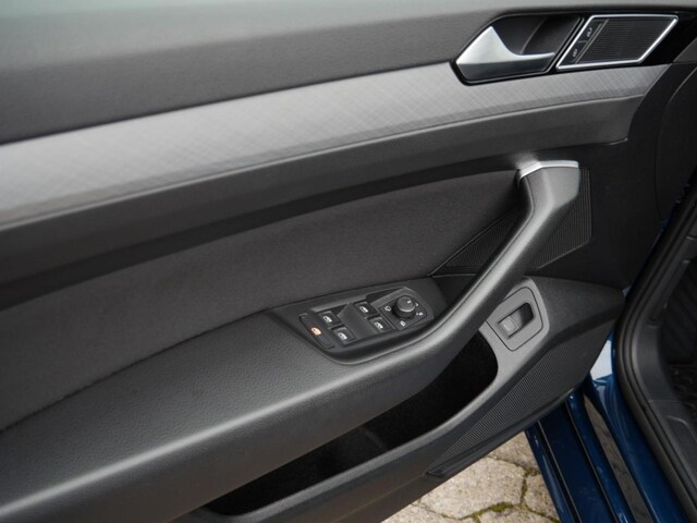 Volkswagen Passat 1.5 TSI Business Variant