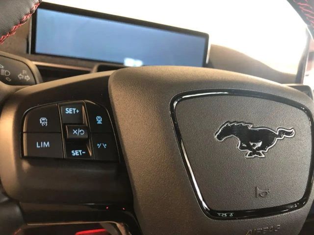 Ford Mustang Mach-E AWD