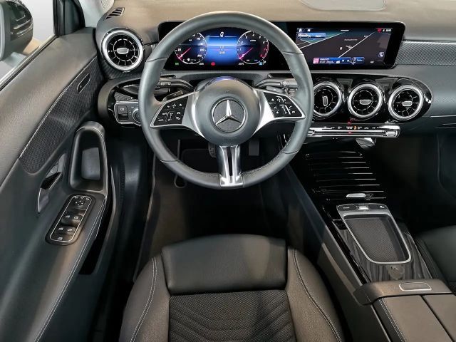 Mercedes-Benz A 180 Progressive