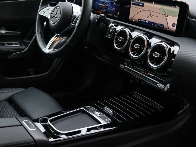 Mercedes-Benz A 180 Progressive