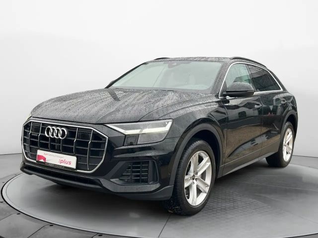 Audi Q8 55 TFSI Ambiente Quattro