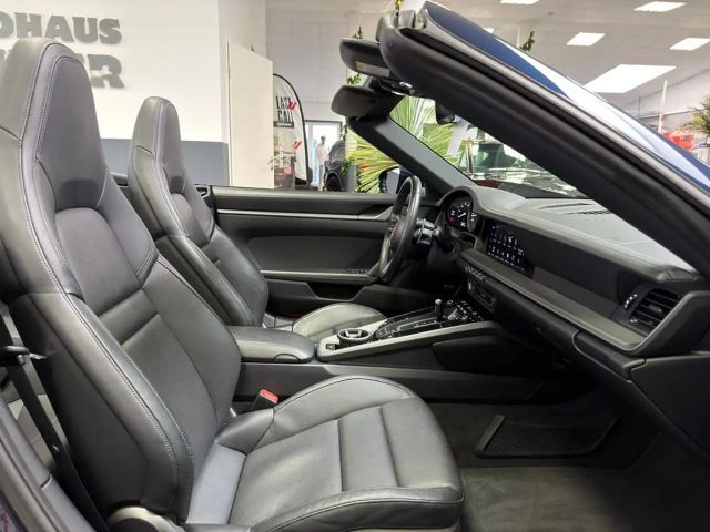 Porsche 992 Cabrio Carrera