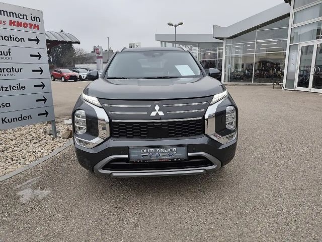 Mitsubishi Outlander Intense PHEV