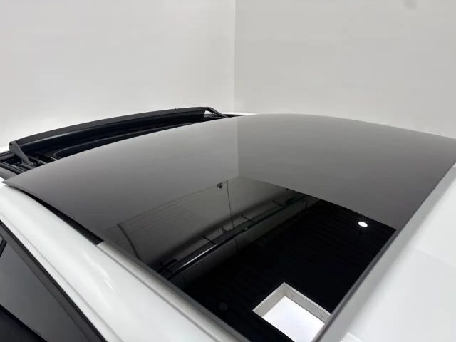 Volkswagen Golf 2.0 TSI DSG GTI