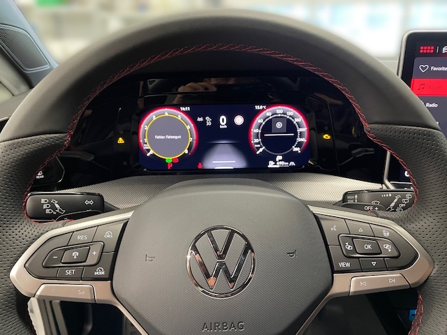 Volkswagen Golf 2.0 TSI Golf VIII