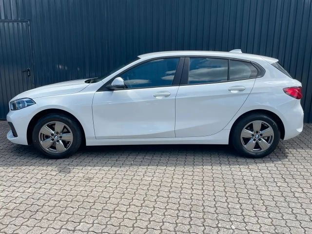 BMW 116 116i 5-deurs Sedan