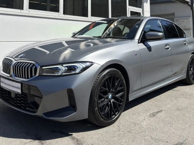 BMW 320 320d M-Sport Sedan xDrive