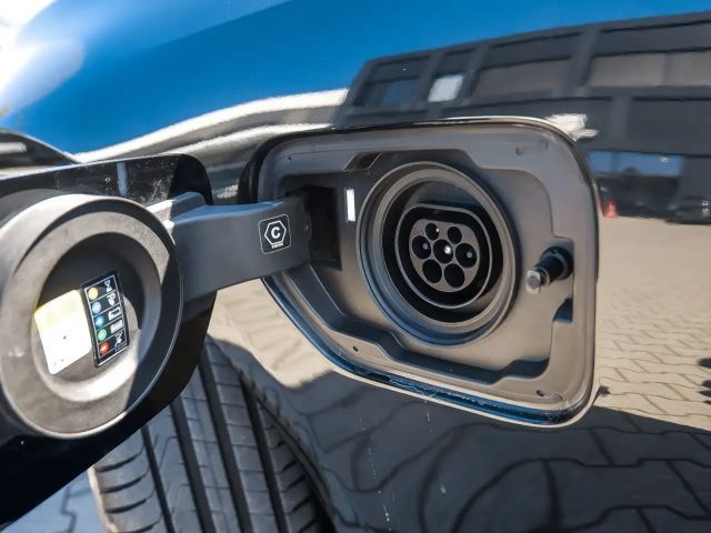 BMW 330 330e M-Sport Touring