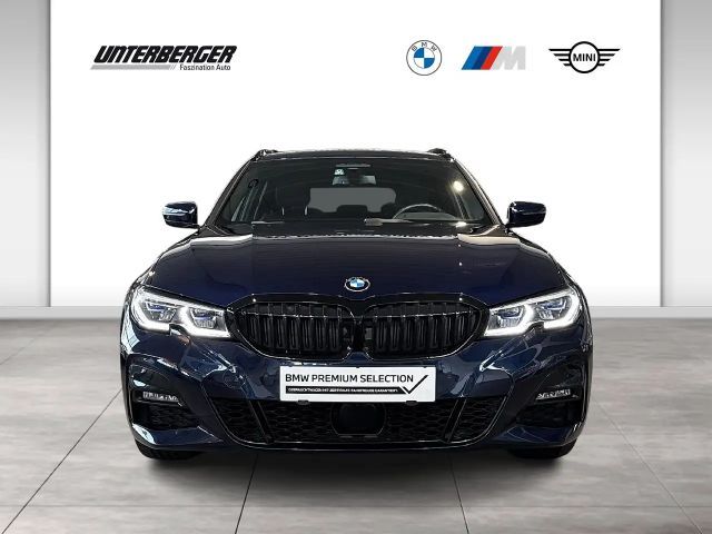 BMW 330 330e M-Sport Touring xDrive
