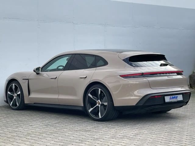 Porsche Taycan Sport Turismo