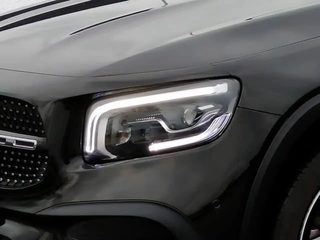 Mercedes-Benz GLB 200 AMG Line