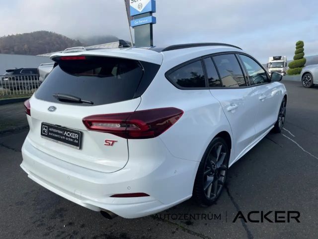 Ford Focus ST Line Wagon
