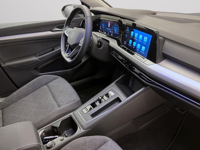 Volkswagen Golf 1.5 eTSI DSG Life Variant