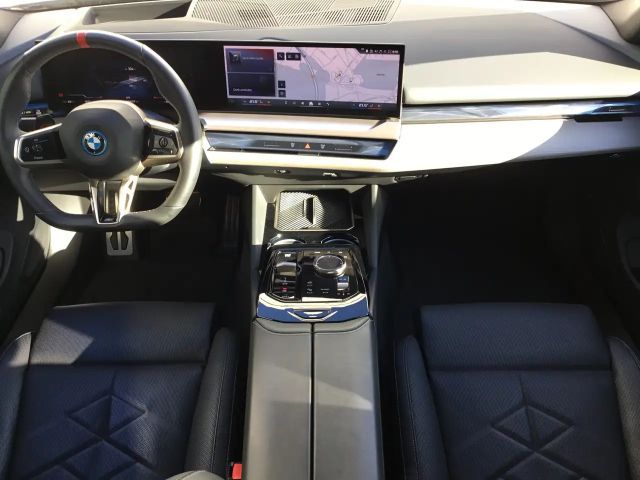 BMW i5 M60 Sedan xDrive