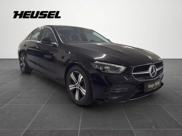 Mercedes-Benz C 180 AVANTGARDE Sedan