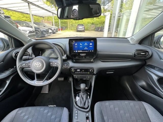 Toyota Yaris Hatchback Hybride VVT-i