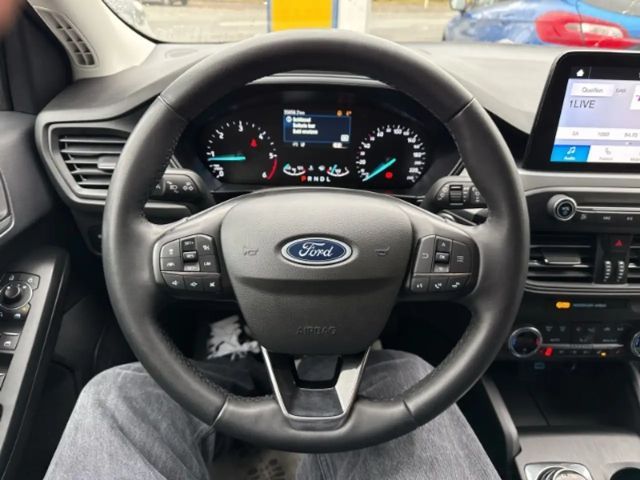 Ford Focus Cool & Connect Wagon