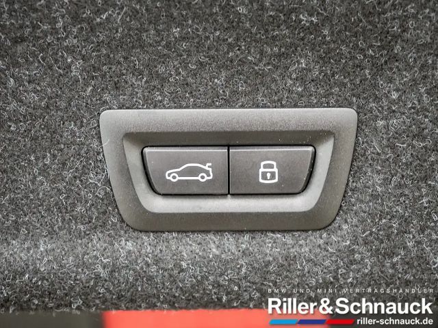 BMW 330 330i M-Sport Sedan xDrive