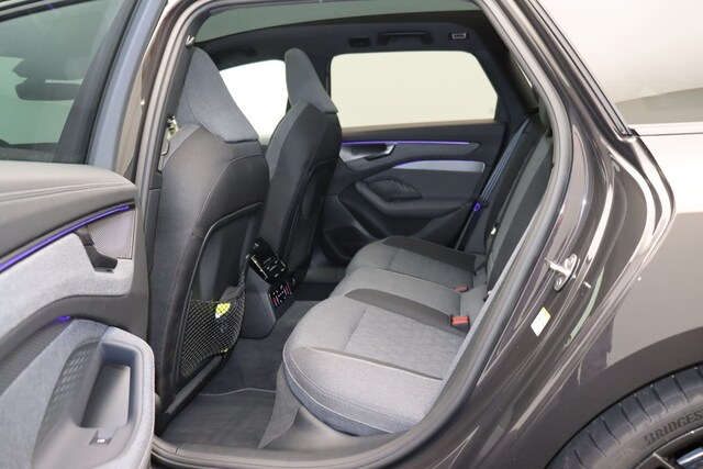 Audi A6 Avant Quattro S-Tronic