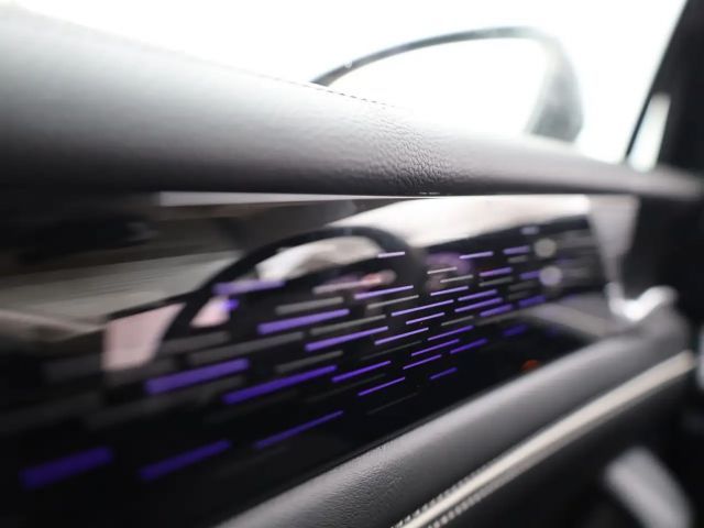 Volkswagen Tiguan 1.5 eTSI Elegance Elegance