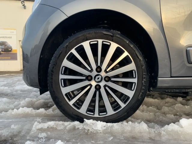 Renault Twingo E-Tech Techno