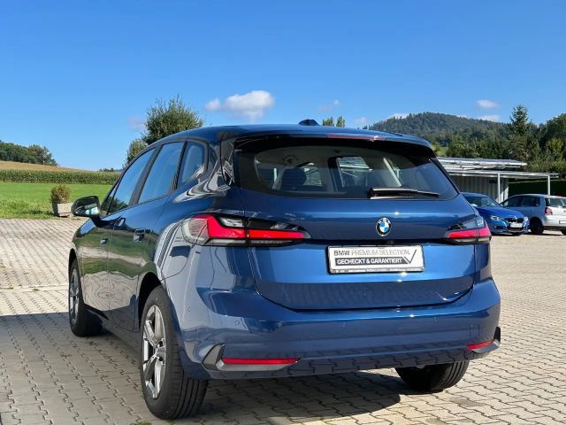 BMW 220 220i Active Tourer
