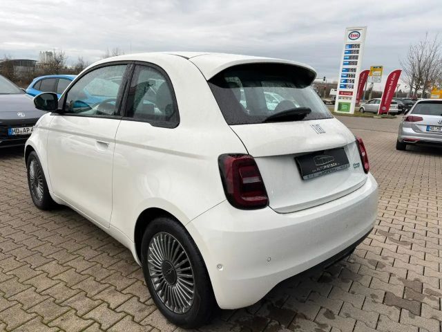 Fiat 500e 42 kWh