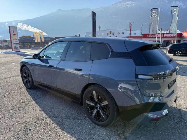 BMW iX xDrive xDrive40