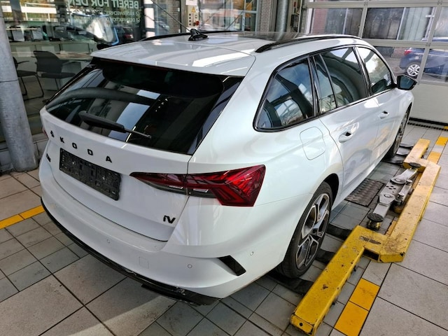 Skoda Octavia Combi PlugIn-Hybrid iV