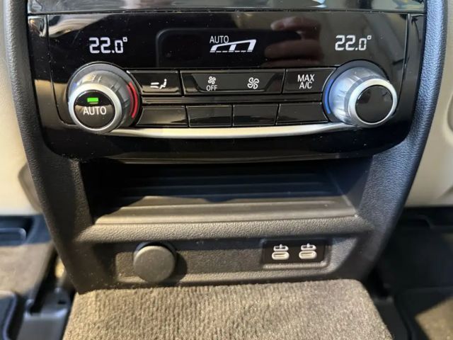 BMW 530 530d Luxury Line Sedan xDrive