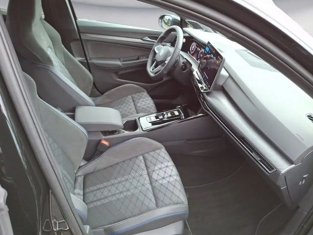 Volkswagen Golf 2.0 TDI DSG R-Line Variant