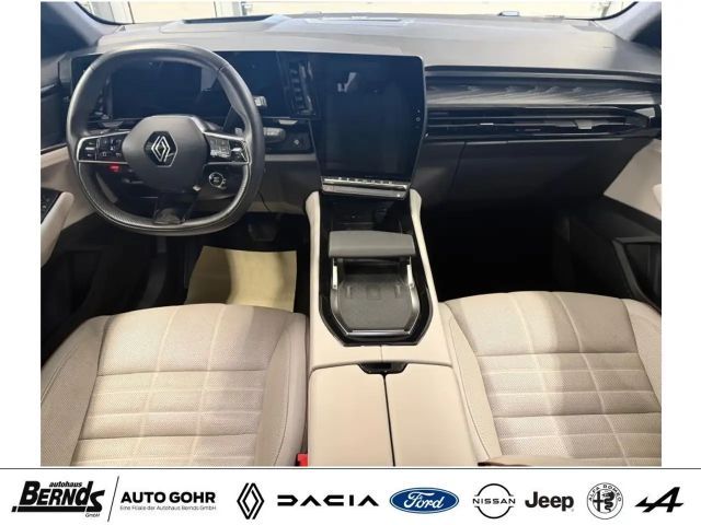 Renault Espace E-Tech Hybrid Iconic