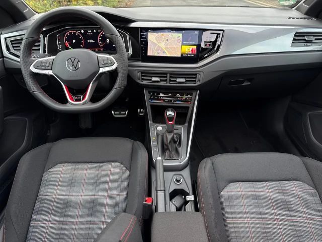 Volkswagen Polo 2.0 TSI DSG GTI