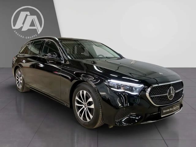 Mercedes-Benz E 200 AVANTGARDE Estate