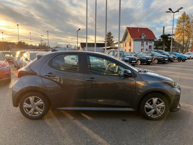 Mazda 2 Exclusive-line