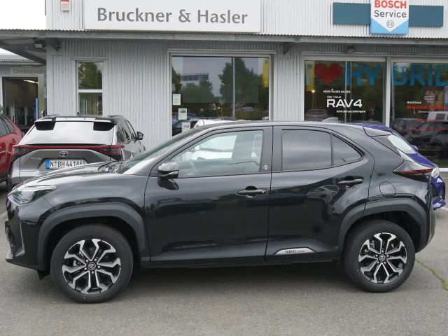 Toyota Yaris Cross Team D