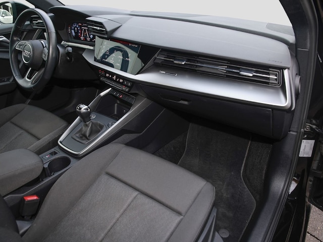 Audi A3 30 TFSI Sedan