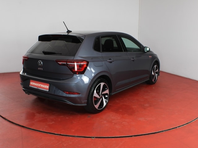 Volkswagen Polo 2.0 TSI DSG