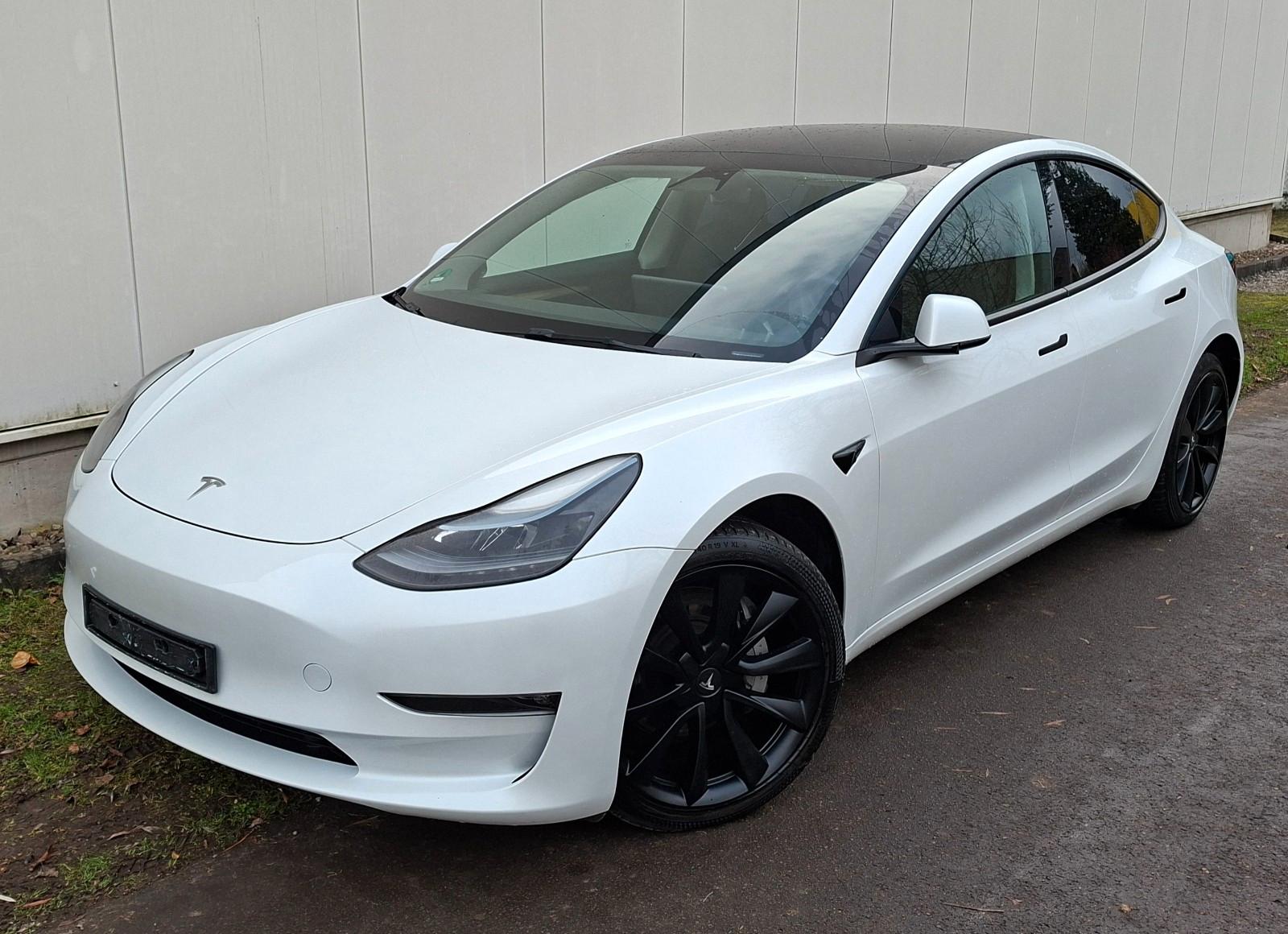 Tesla Model 3 AWD Dual Motor Long Range