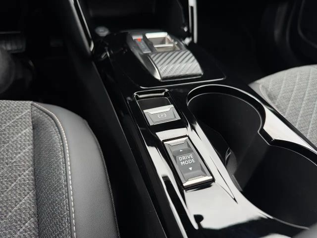 Peugeot 2008 Allure Pack EAT8 PureTech