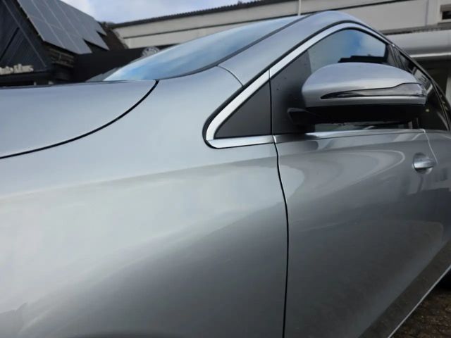 Mercedes-Benz B 200 Progressive