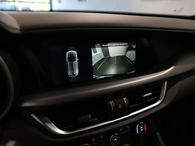 Alfa Romeo Stelvio AT8 Q4 Veloce