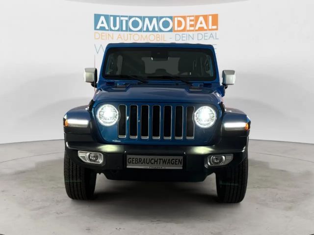 Jeep Wrangler Sahara